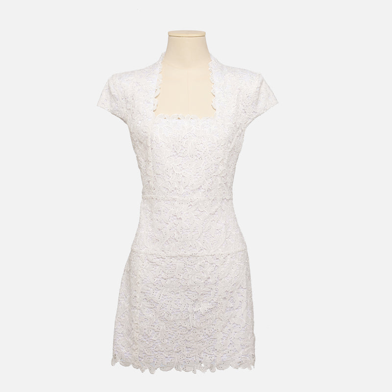 BERA - Kleid Lochpitze